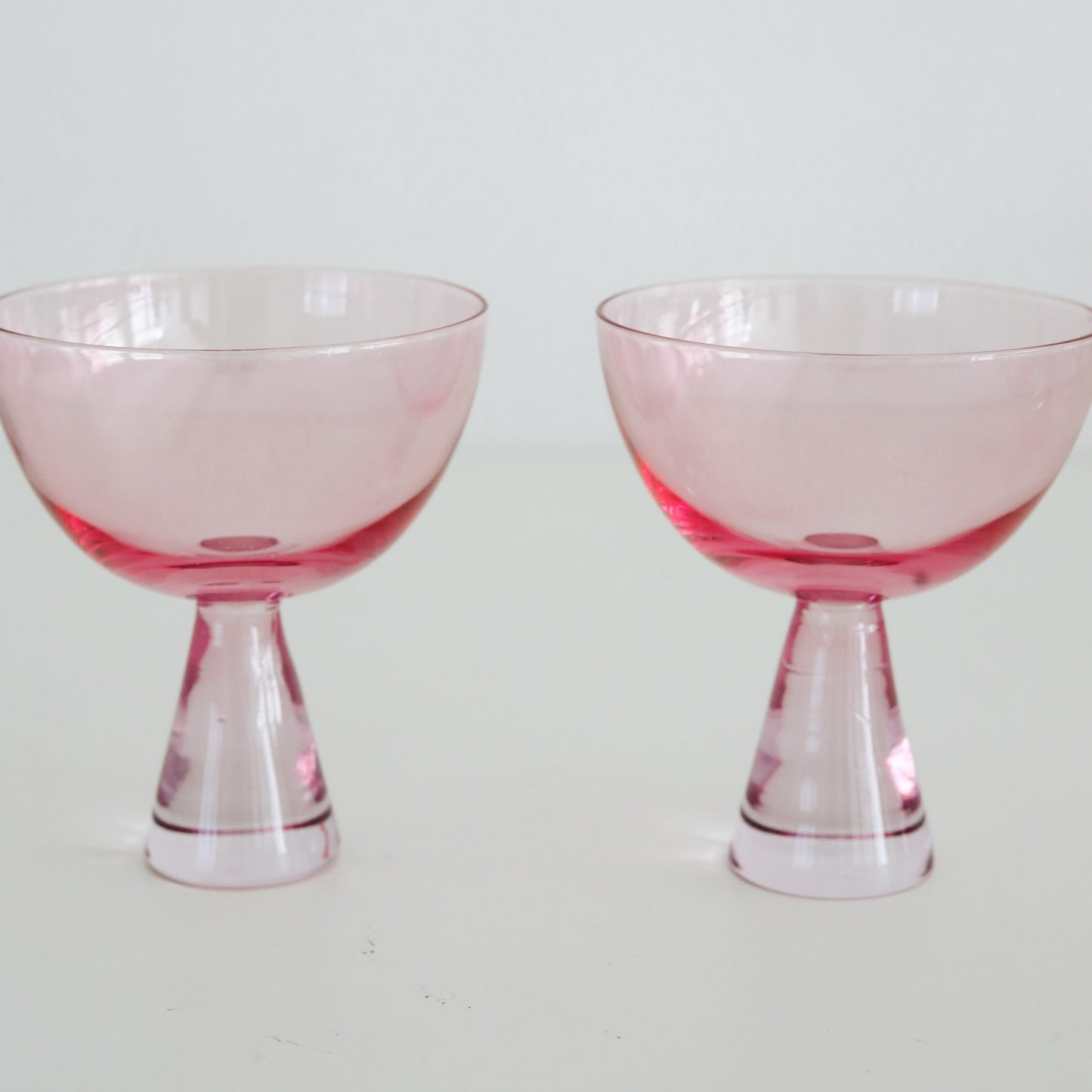 Short Coupe Glass: Pink