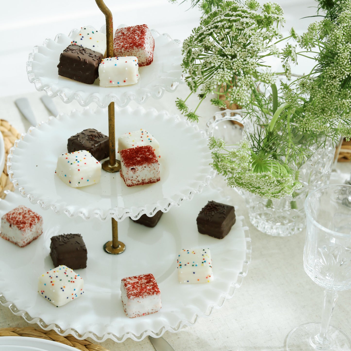 Tiered Dessert Tray: White